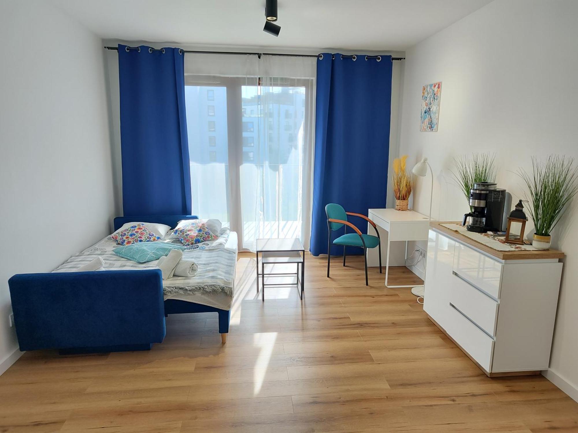 Uroczy Apartament Z Miejscem Na Auto W Garazu Daire Varşova Dış mekan fotoğraf
